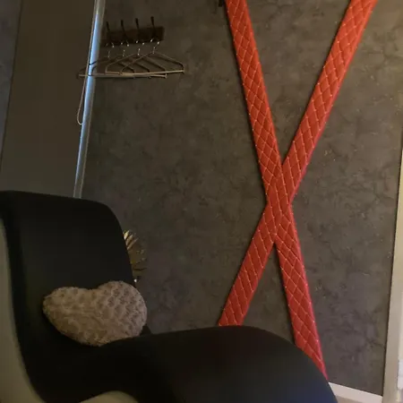 Yetişkin Oteli Le Tronquoy