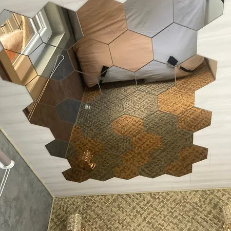 Le Liebeshotel