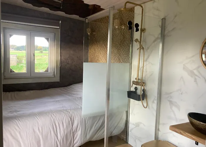 Le Ξενοδοχείο ημιδιαμονής *